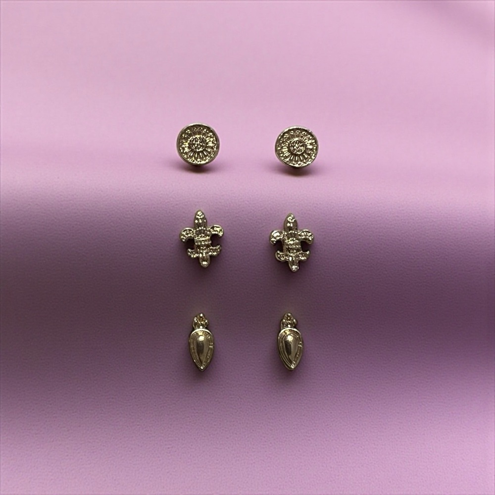 Elegant Gold Stud Earring Set